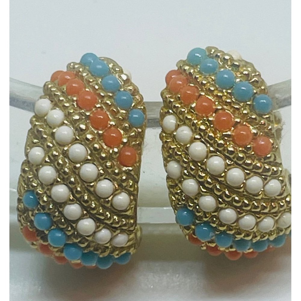 Vintage Les Bernard Tiny Bead Clip on Earrings - Picture 5 of 7